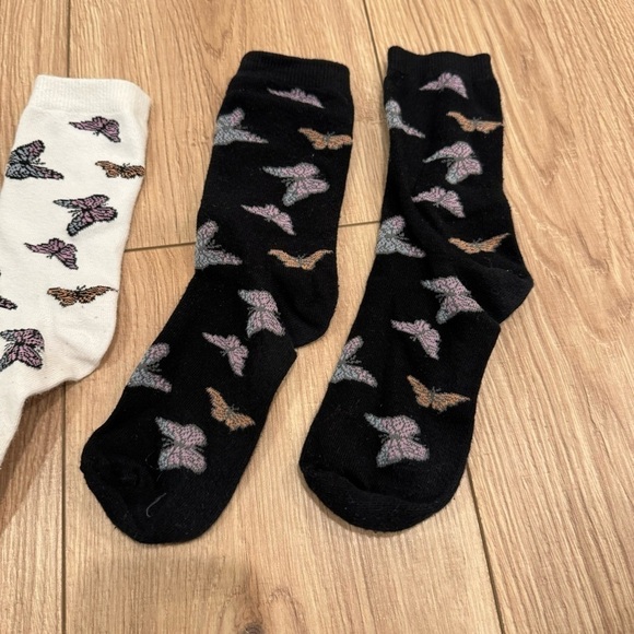 2 Pair Black and White Butterfly Socks - Picture 4 of 6